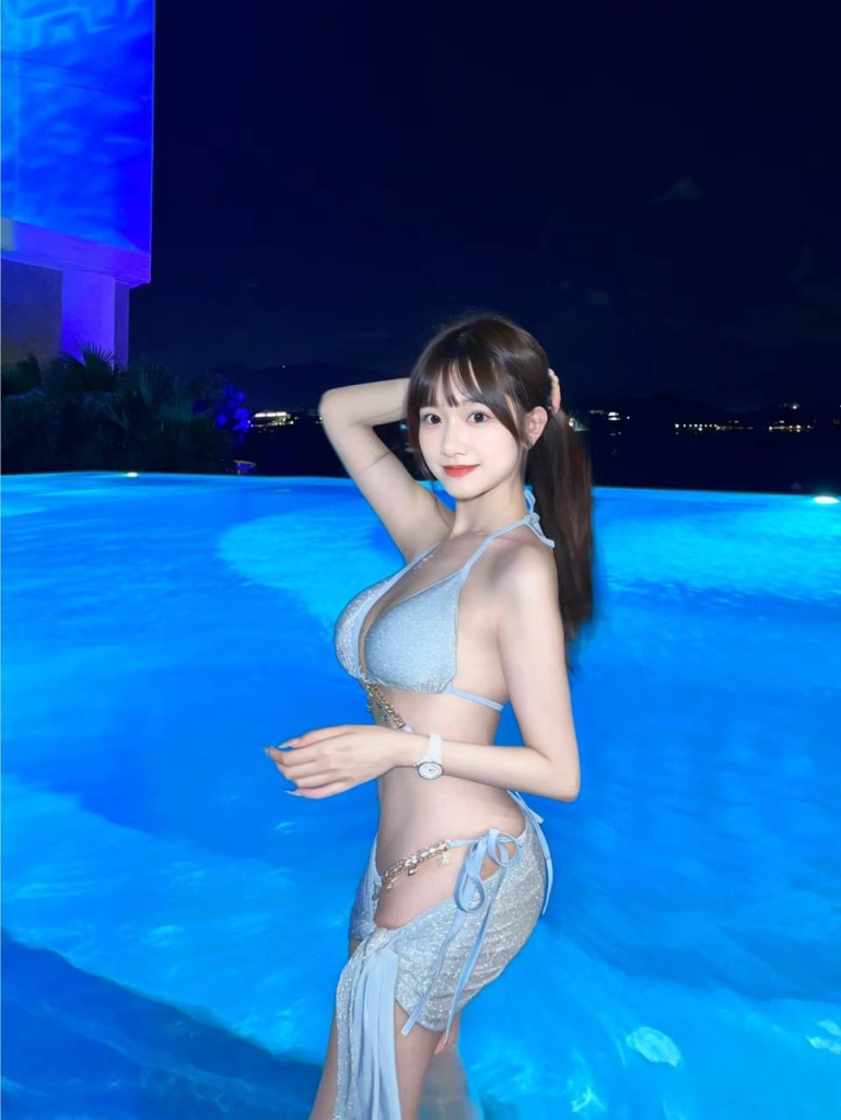 🔥小悪魔の舌技に、腰が勝手に動いてしまう